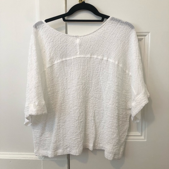 Flawless White Blouse - Picture 2 of 2